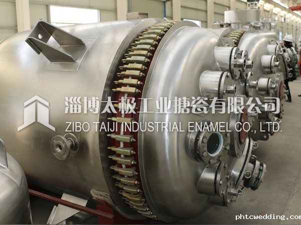 为什么搪玻璃反应釜设备是目前最理想的药化设备？